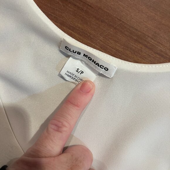 Club Monaco Ivory Silk Tank, relaxed fit, shirttail hem , Size Small - Picture 4 of 4